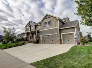 1659 Headwaters Ln, Woodbury, MN 55129