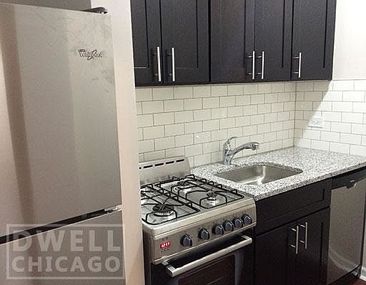 5th image of 1427 W Lunt Ave #208