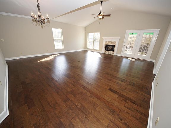 3rd image of 11536 Fincastle Ln