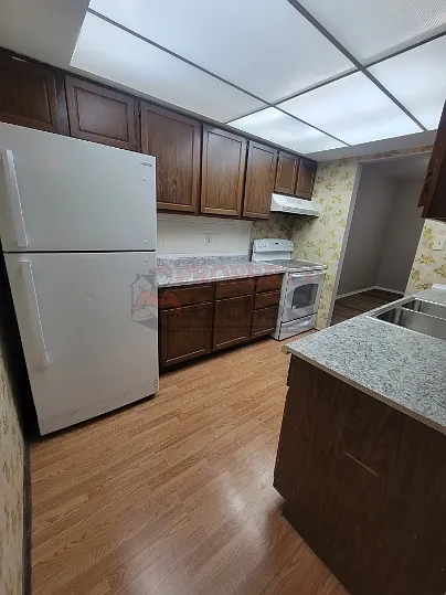 7322 Noble St #4-1 — Photo 4