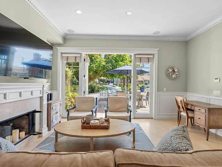 705 Goldenrod Ave — Photo 5