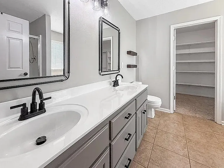 12 Weaver Cir — Photo 3