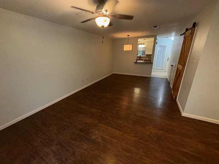 6 Summer Oaks Dr — Photo 3