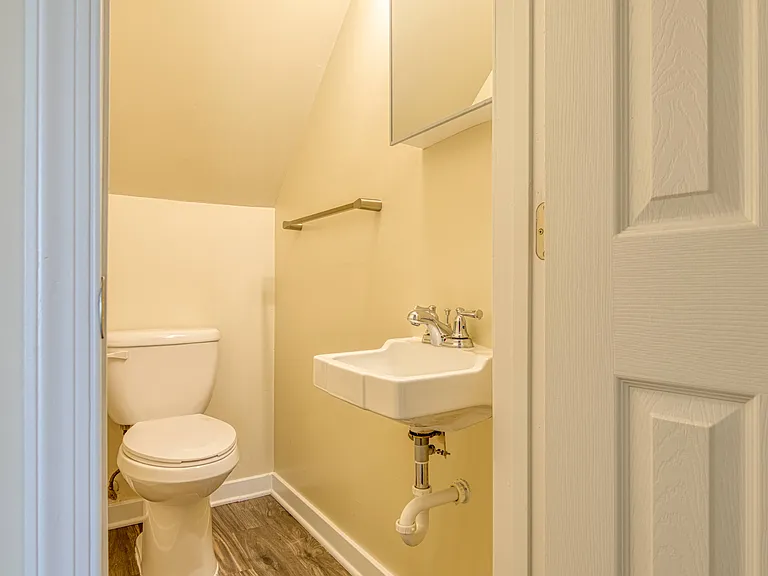 Woodbriar Apartments — Photo 17