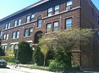 1014 E 54th St #3M, Chicago, IL 60615