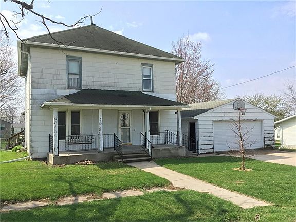 5th image of 409 Wood St