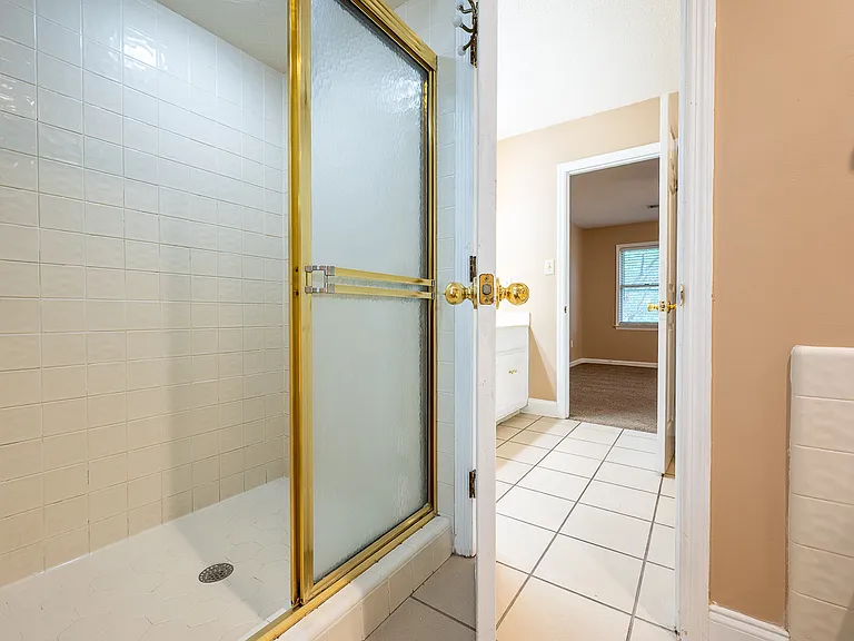 4135 Knollcrest Cir N — Photo 23