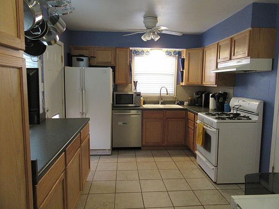 4th image of 1828 Petroleum Dr