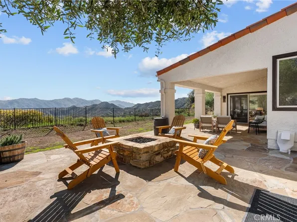 25174 Mulholland Hwy, Calabasas, CA 91302