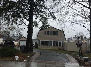 114 Park Ave, Freeport, NY 11520