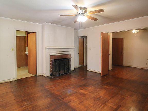 2nd image of 359 Oak Street