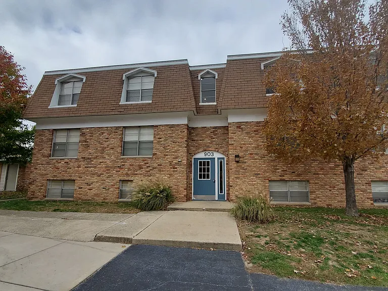1802-1806 W William St — Photo 1