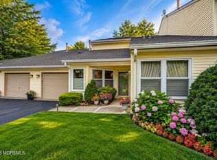 22 Aspen Ave, Englishtown, NJ 07726