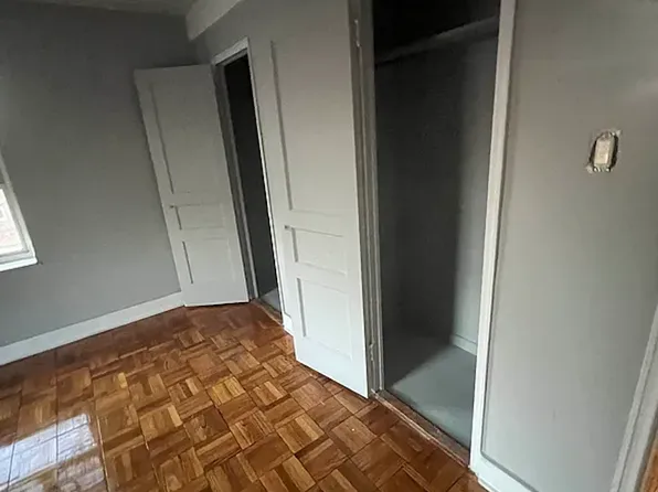 (undisclosed Address), Fresh Meadows, NY 11365