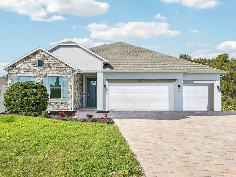 New Home Community Royal Highlands by Maronda Homes in Brooksville, FL
