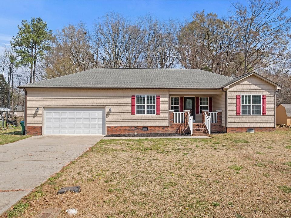 1st image of 3712 Byron Dr