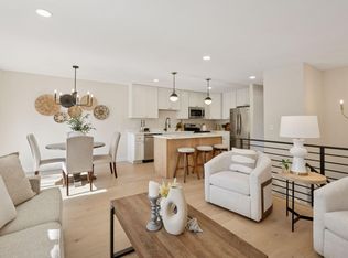 10405 Decatur Ave S, Bloomington, MN 55438