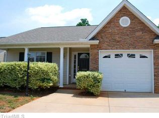 1608 Faircrest Ln, Greensboro, NC 27406