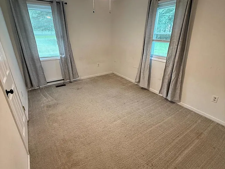 2886 Poor House Rd — Photo 6