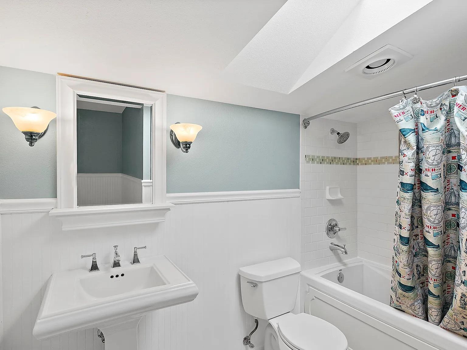 63rd Street Ct E, Sumner — Photo 4