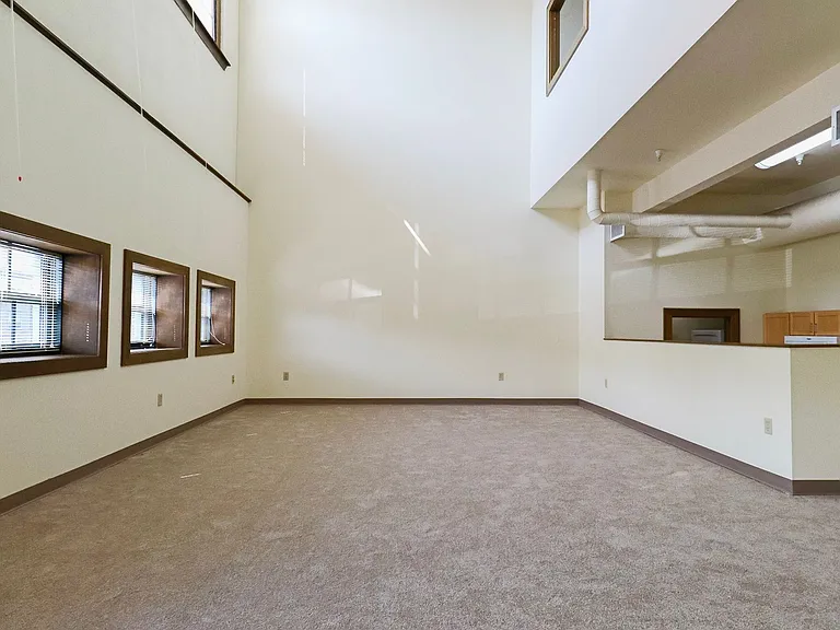 East High Apartments — Photo 120