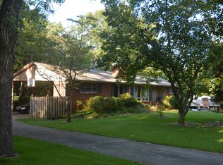 1033 Toney Dr SE, Huntsville, AL 35802