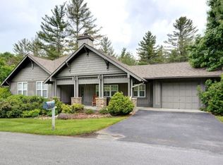 20 Chestnut Hill Dr, HIGHLANDS, NC 28741