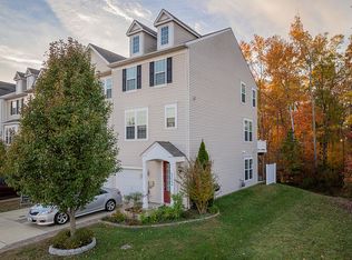 43588 Wild Iris St, California, MD 20619