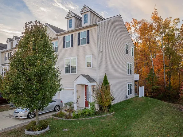 43588 Wild Iris St, California, MD 20619