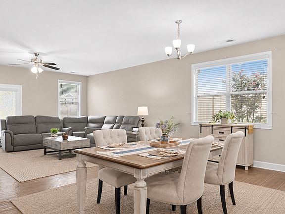 5th image of 6633 Tulip Tree Dr