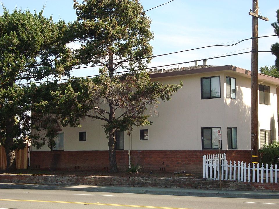 1st image of 605 Bryan Ave APT 5