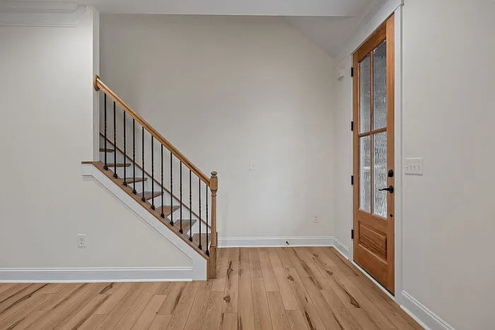 1010 Gibson Rd — Photo 5