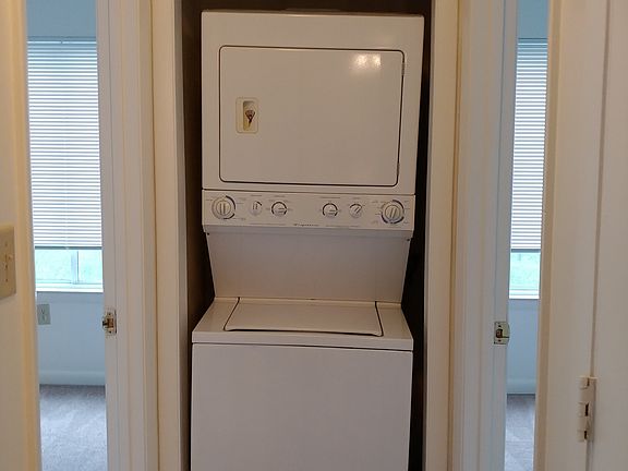 5th image of 1204 University Ter APT B
