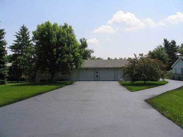 1st image of 3002 S Phillip Dr