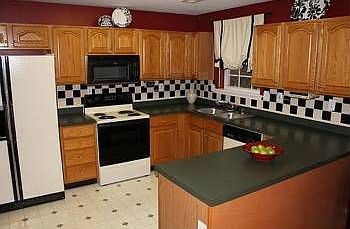4th image of 2060 Blackhorse Ln