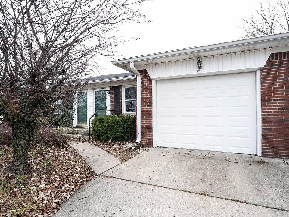 209 W Green Meadows Dr, Greenfield, IN 46140 Zillow
