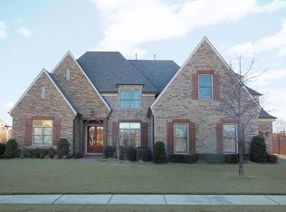 1741 Shoal Creek Ln, Collierville, TN 38017