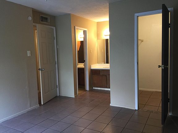 4th image of 13480 S Thorntree Dr APT 603