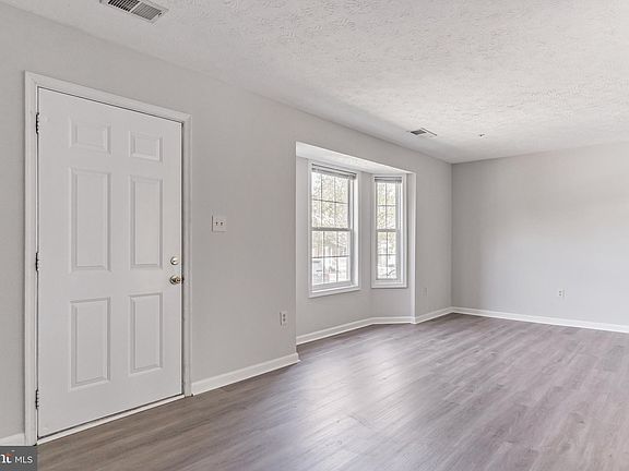 5th image of 203 Hibiscus Ct