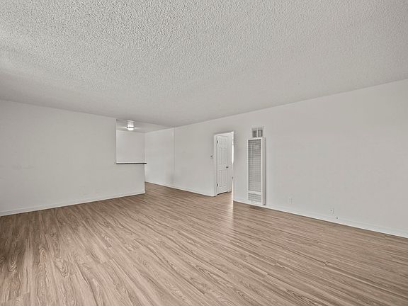 5th image of 231 Justin Ave #7
