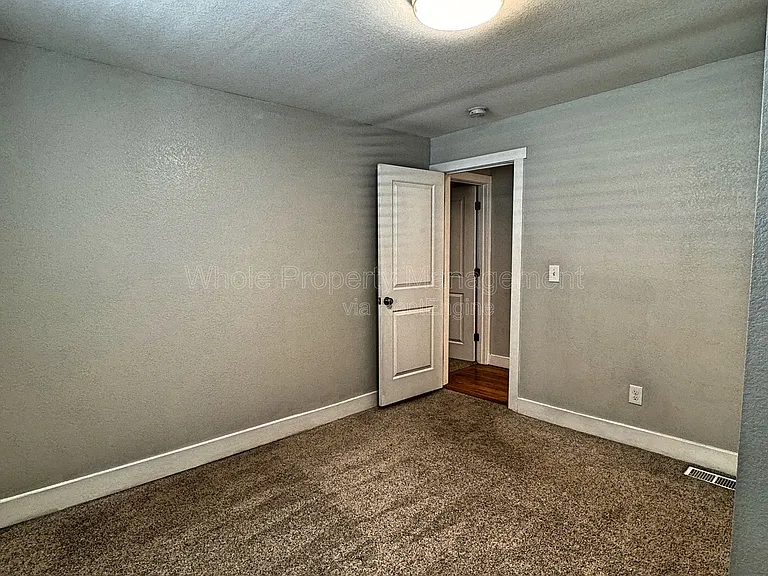 4720 Elm Ct — Photo 22