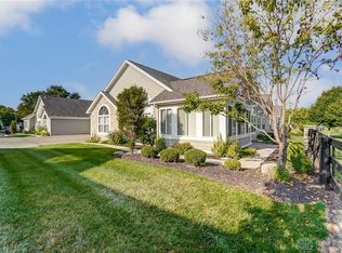 4608 Cobblestone Dr, Tipp City, OH 45371