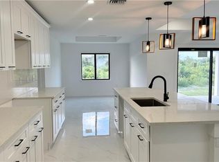 4105 E 15th St, Lehigh Acres, FL 33972