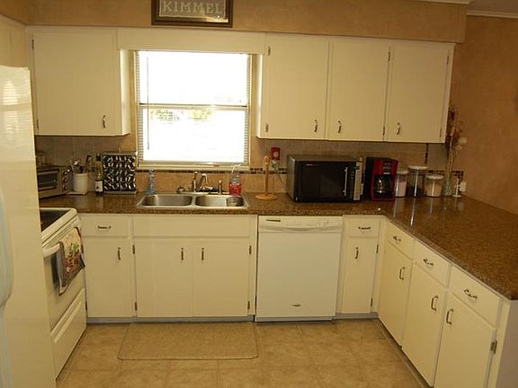 4th image of 5736 Crafton Dr