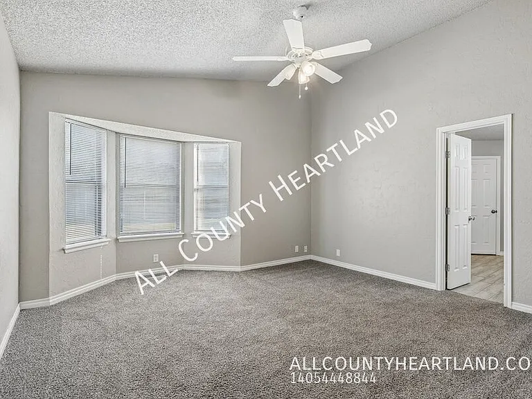 217 Cypress Dr — Photo 10