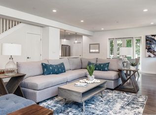 816 Heath St #B, Chestnut Hill, MA 02467