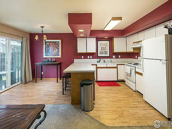Kitchen, Dining Area
