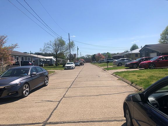 4th image of 812 Moore Ave