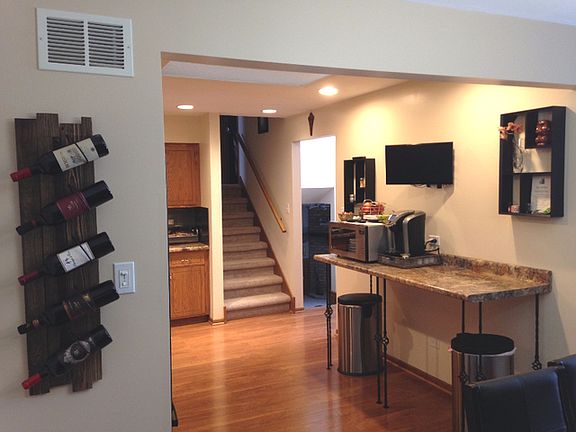 5th image of 18010 Kansas Ct #18010