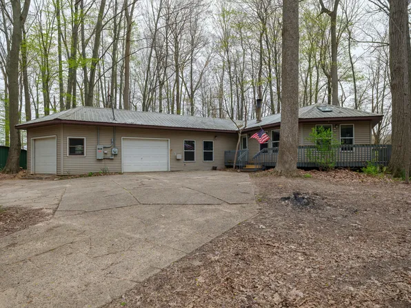 22431 Paulson Rd, Gobles, MI 49055
